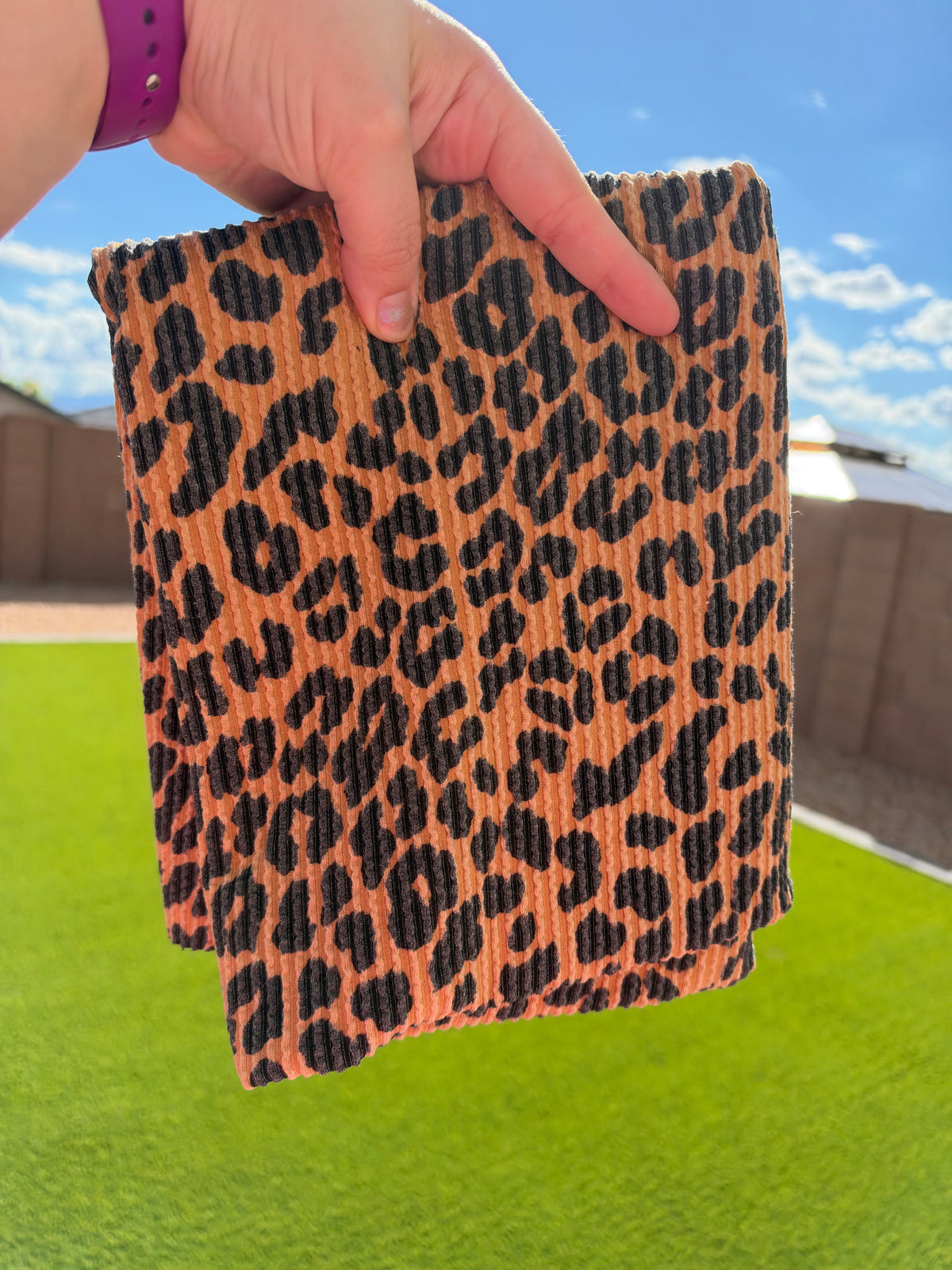 Single Yd Cut Urban Rib - Latte Leopard