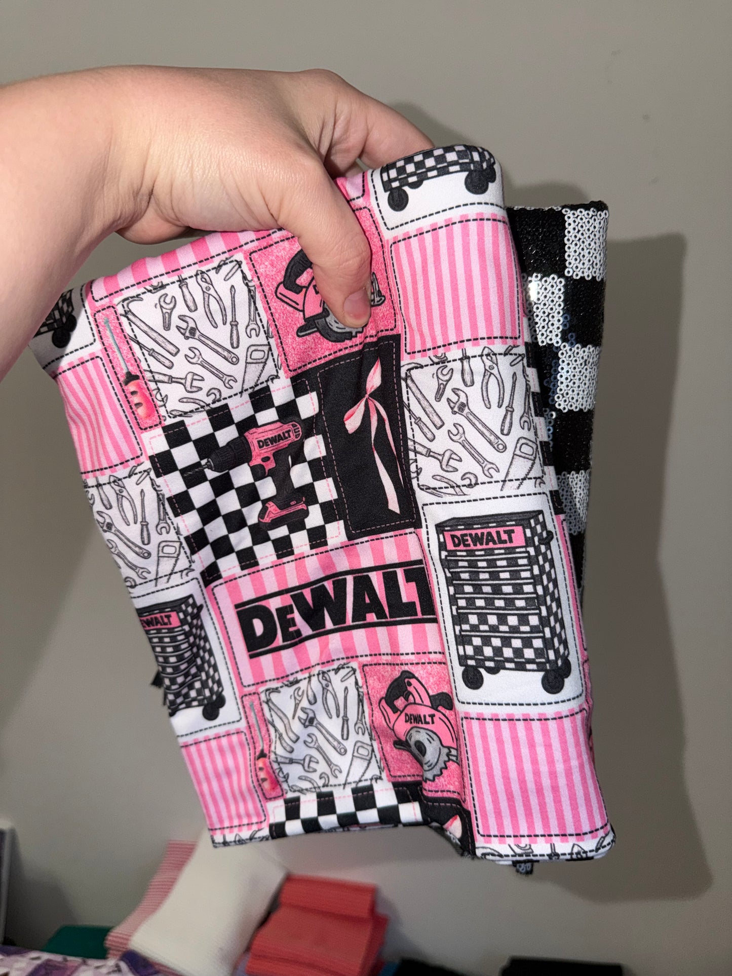 Pink Tools Heavy 1Y + Checkered Sequin Mesh 1Y