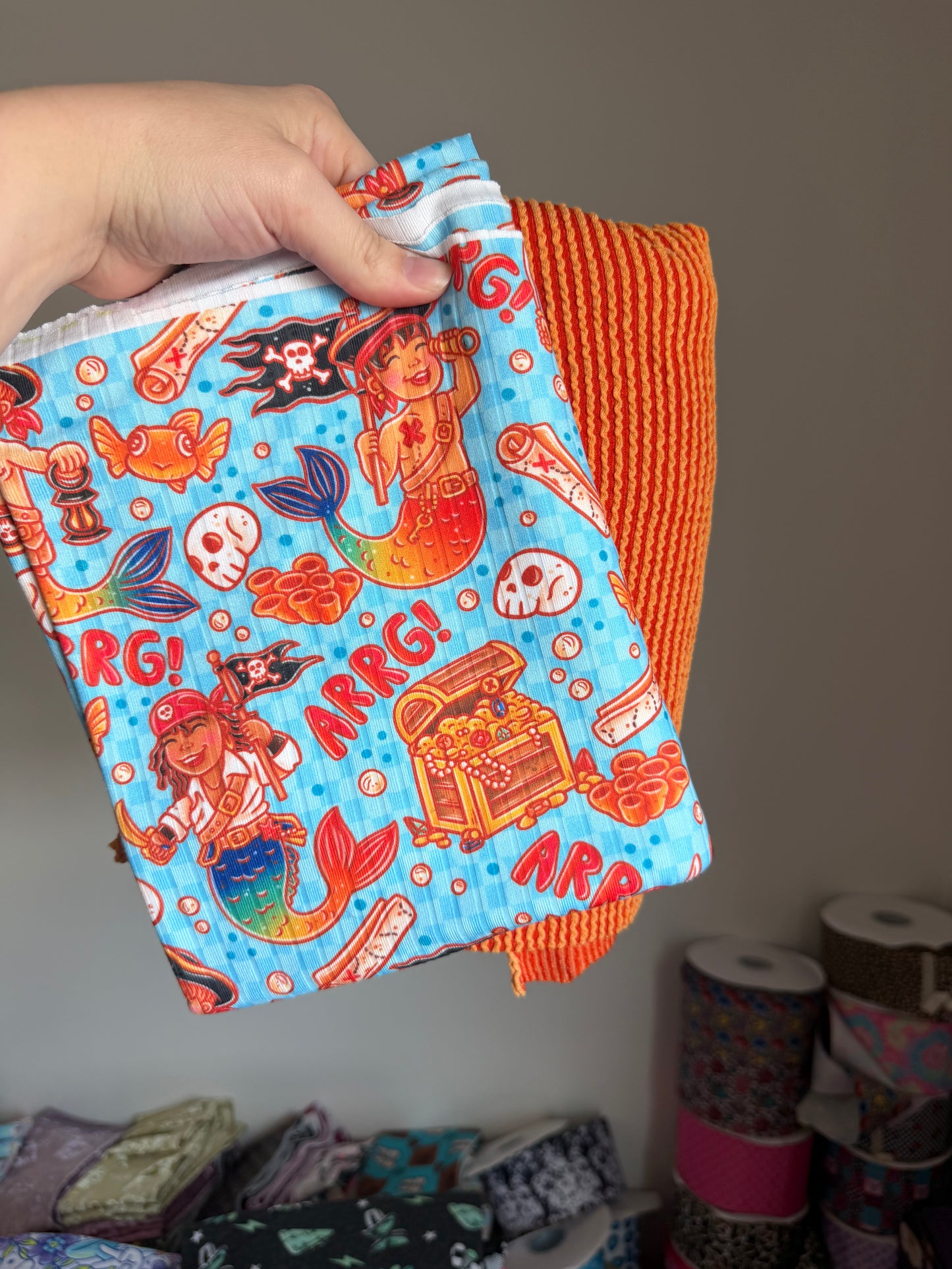 PirateMaid Wide 1Y + Tangerine Urban 1Y