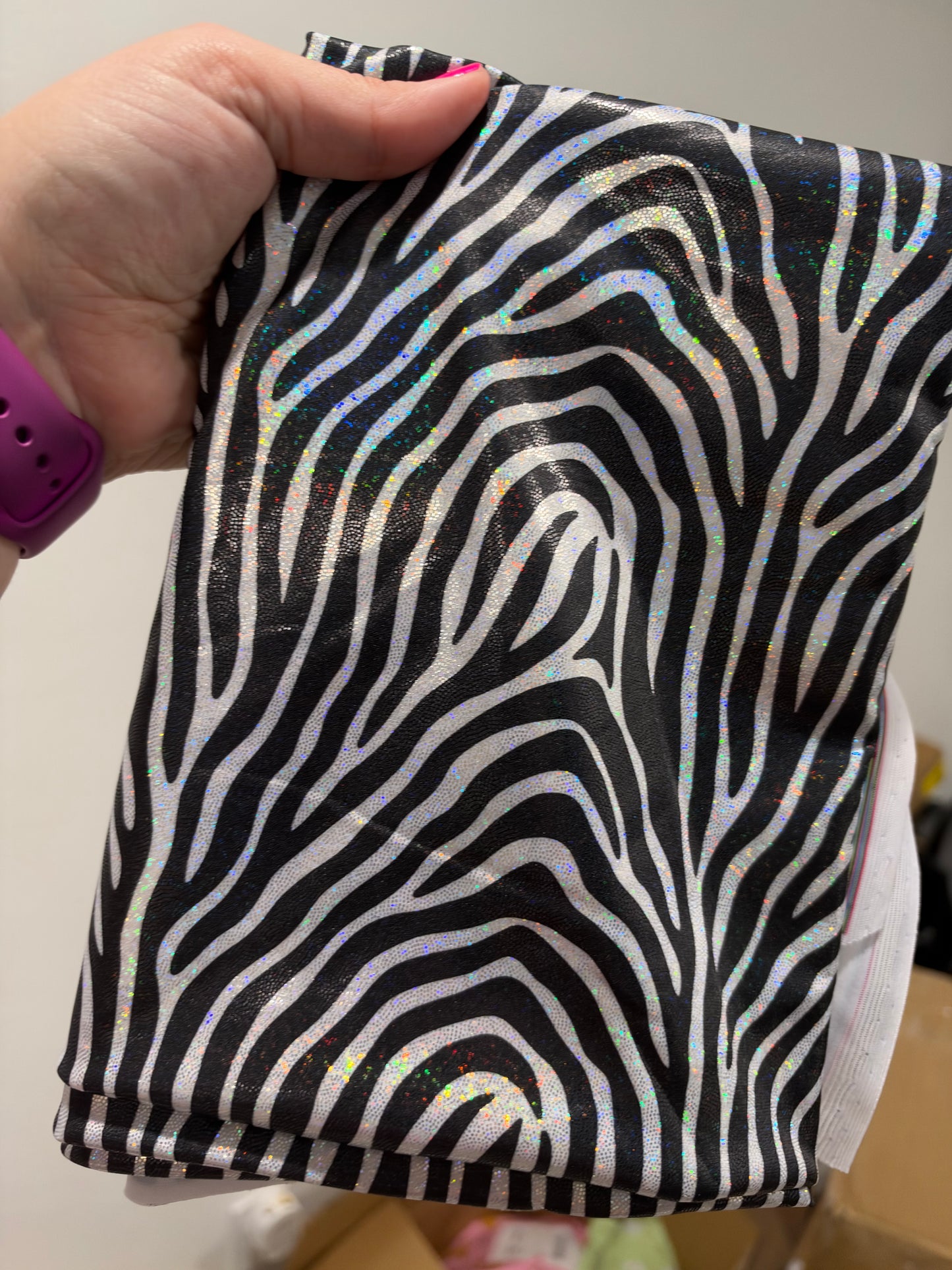 Glit Holo 4 Way Zebra