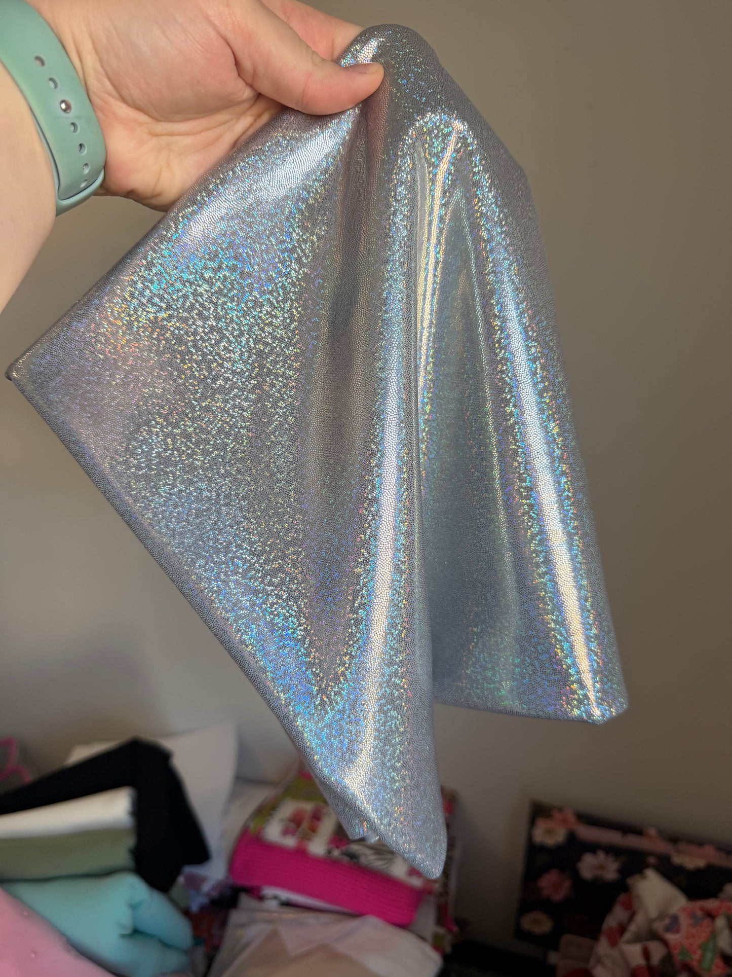 Silver GlitterHolo4Way 1Yd