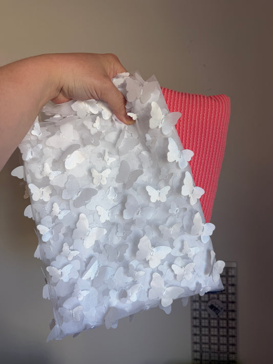 White Butterfly Mesh 1Y + Coral Urban 1Y