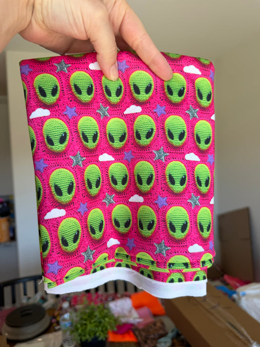 1/2 Yd Alien Thin Scuba