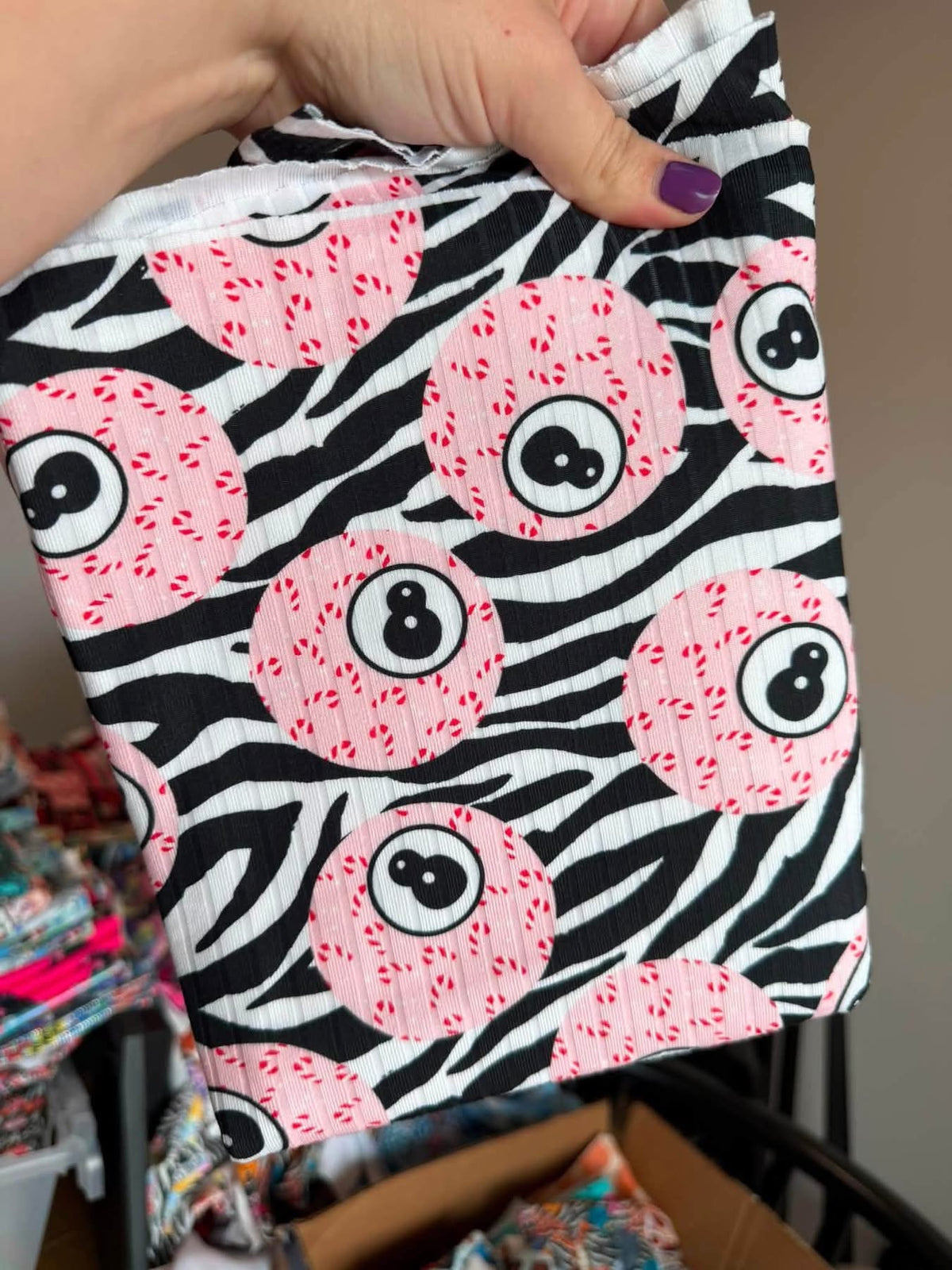 1Y Wide Candy Cane 8 Ball Zebra