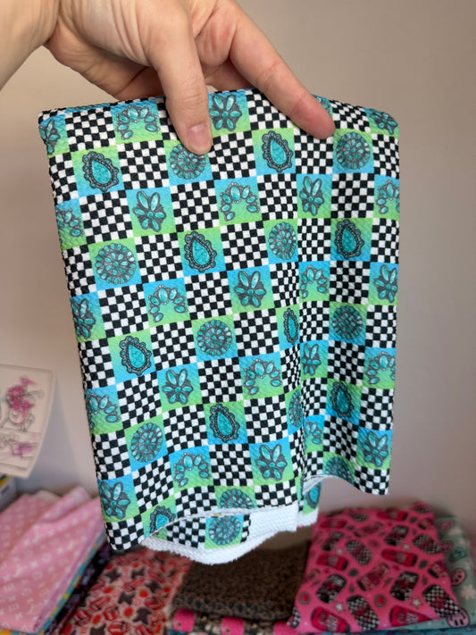 5xWOF Bull - Turquoise Checkers