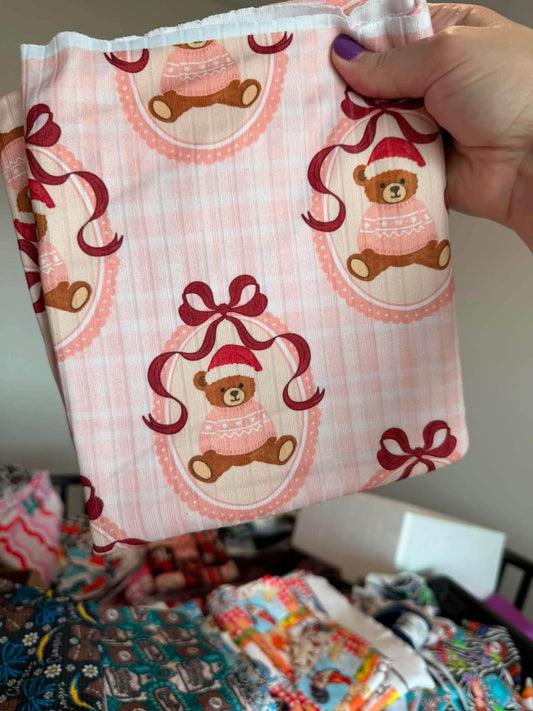 1Y Wide Teddies